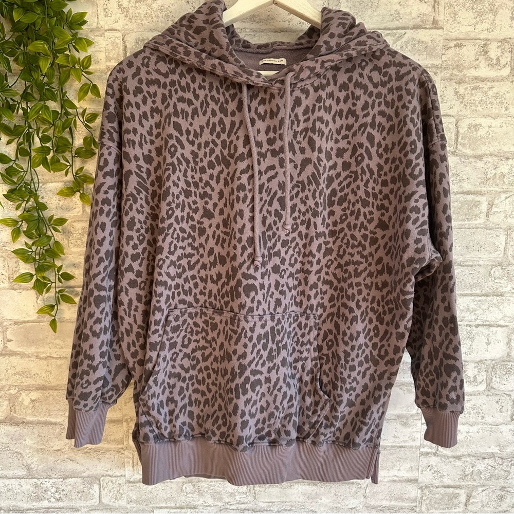 American Eagle cheetah purple sweatshirt women’s size small soft